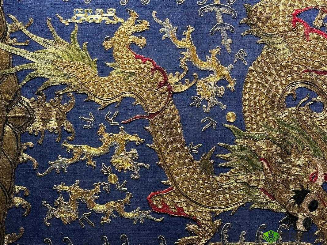 佛帐潮绣凸浮双龙耳帐视频:精美绝伦的艺术呈现
